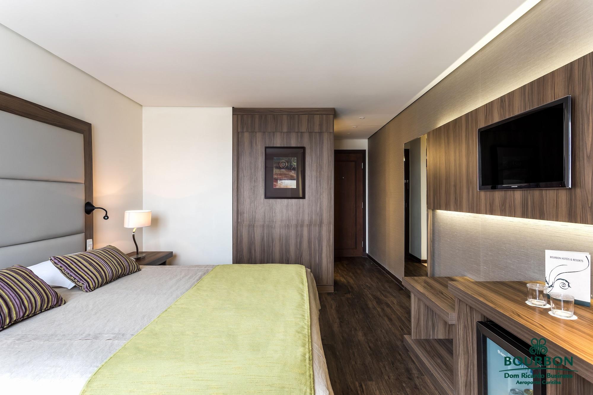 Bourbon Dom Ricardo Aeroporto Curitiba Business Hotel Сан-Жозе-дус-Пиньяйс Экстерьер фото