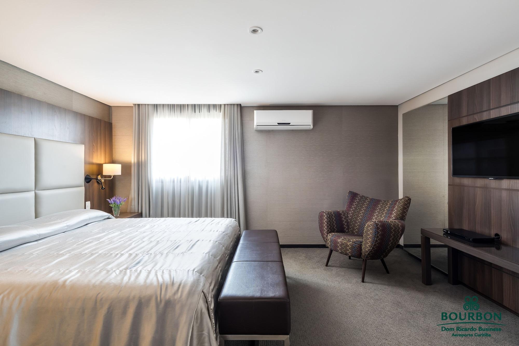 Bourbon Dom Ricardo Aeroporto Curitiba Business Hotel Сан-Жозе-дус-Пиньяйс Экстерьер фото