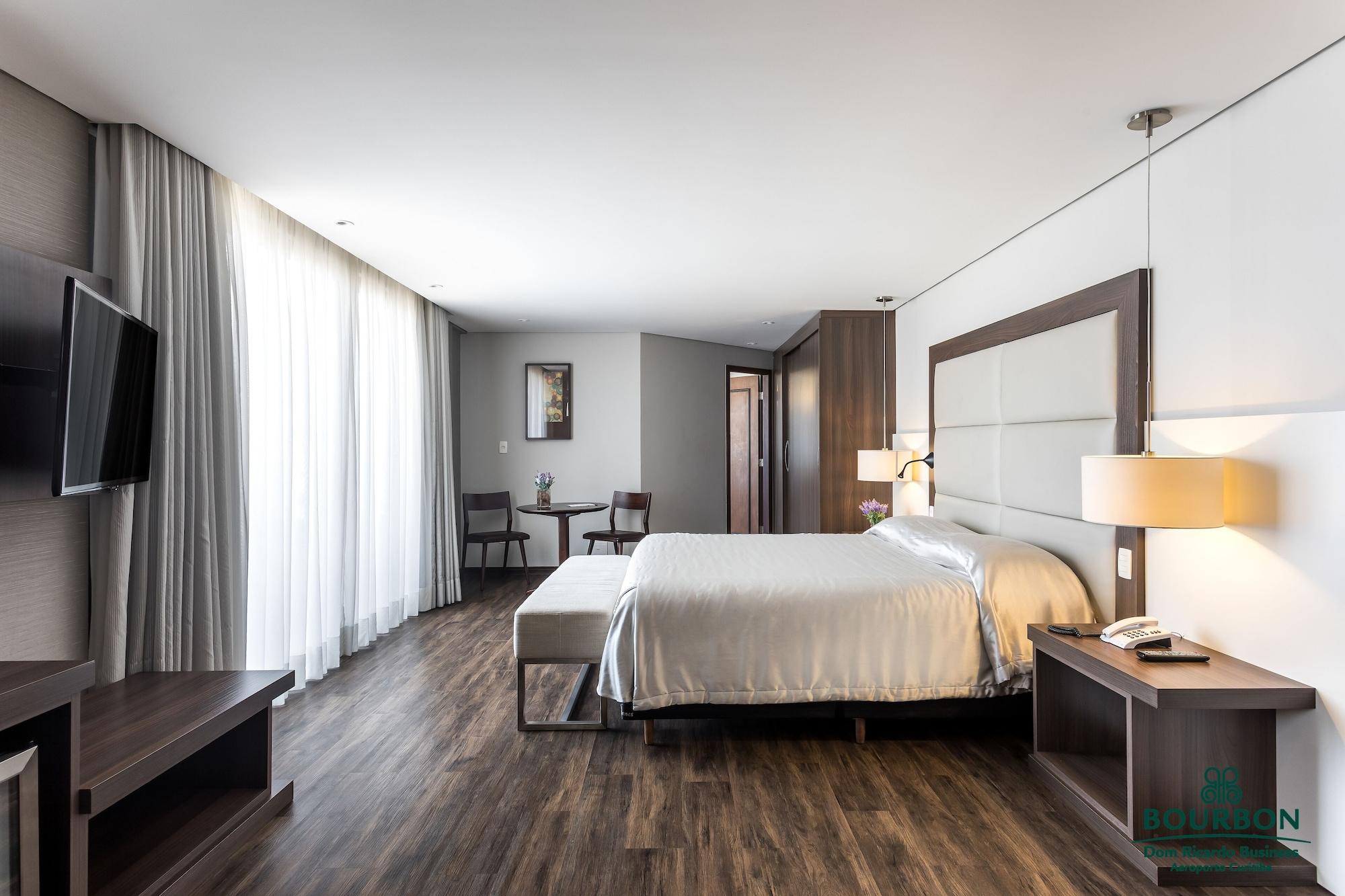 Bourbon Dom Ricardo Aeroporto Curitiba Business Hotel Сан-Жозе-дус-Пиньяйс Экстерьер фото