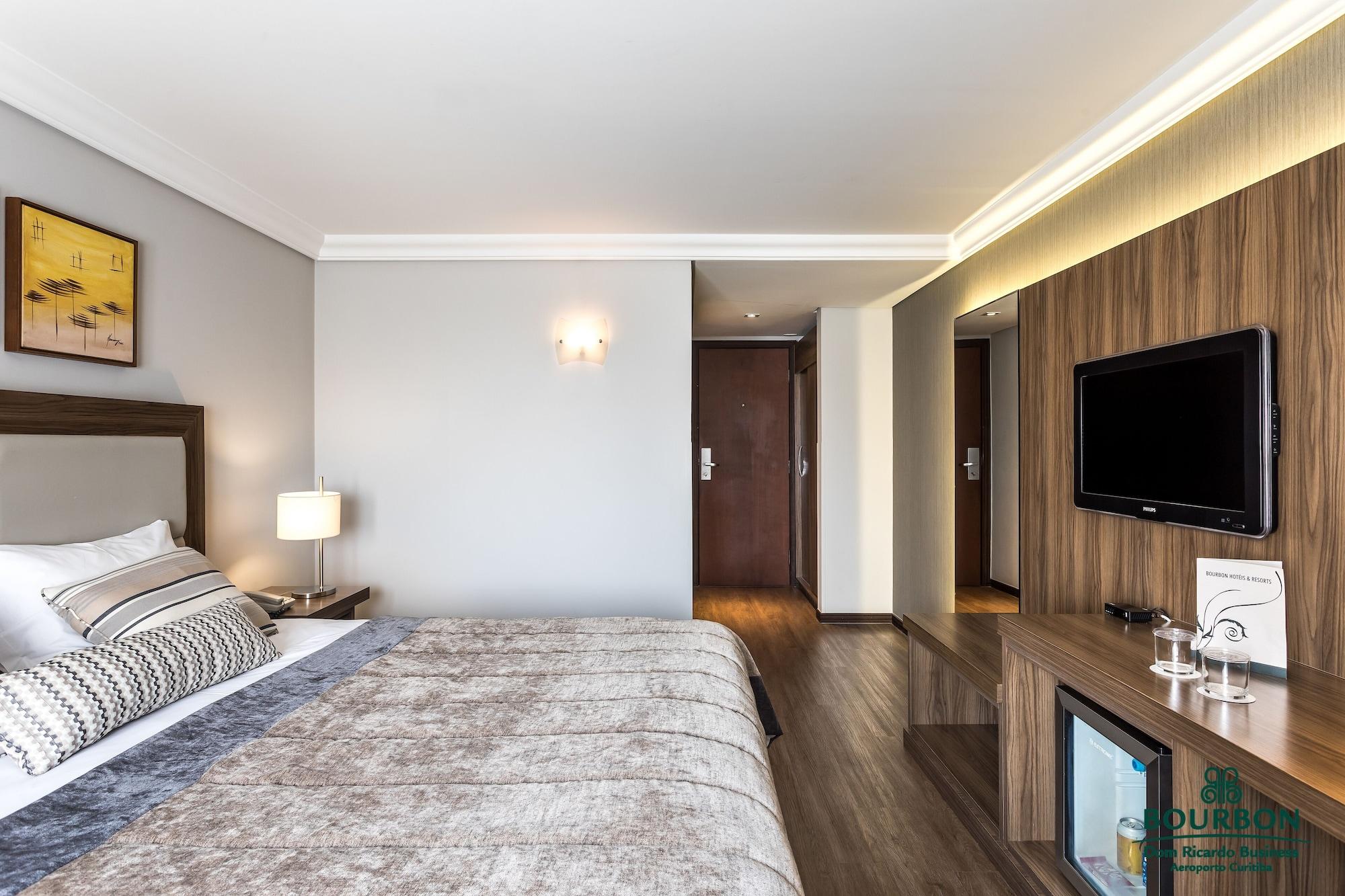 Bourbon Dom Ricardo Aeroporto Curitiba Business Hotel Сан-Жозе-дус-Пиньяйс Экстерьер фото