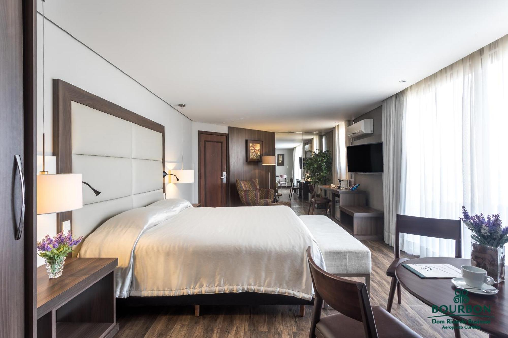 Bourbon Dom Ricardo Aeroporto Curitiba Business Hotel Сан-Жозе-дус-Пиньяйс Номер фото