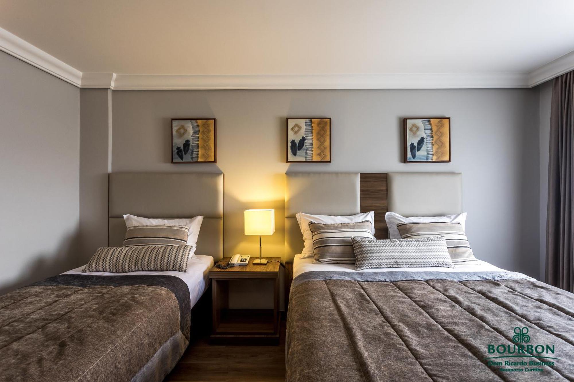 Bourbon Dom Ricardo Aeroporto Curitiba Business Hotel Сан-Жозе-дус-Пиньяйс Номер фото