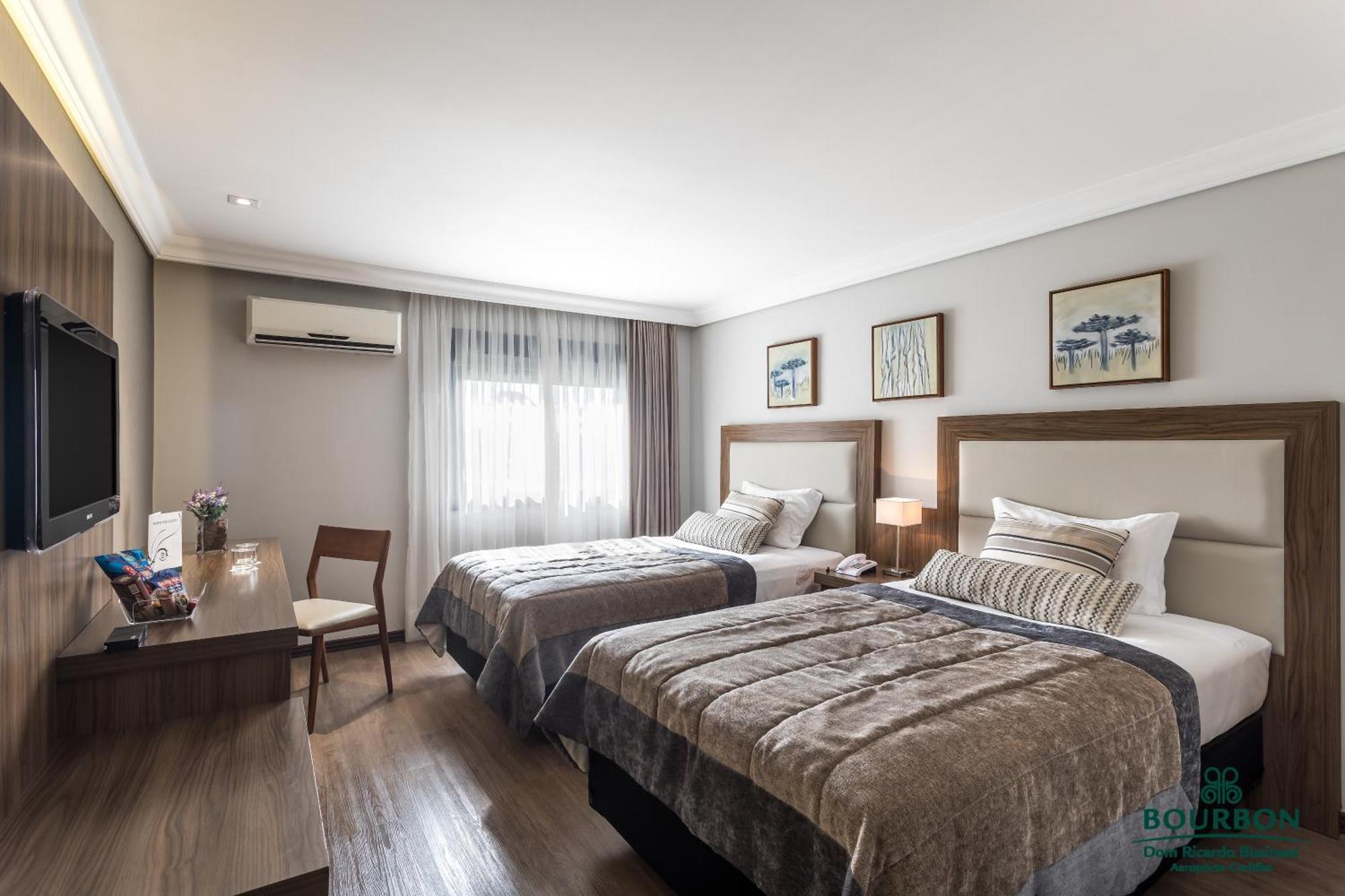 Bourbon Dom Ricardo Aeroporto Curitiba Business Hotel Сан-Жозе-дус-Пиньяйс Номер фото